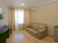 2-местный 2-комнатный номер «Улучшенный» в главном корпусе, санаторий «Приморье», Евпатория, фото 2