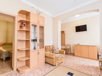 2-местный 2-комнатный номер «Люкс» в гостинице «Крым», Евпатория, фото 1
