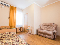 2-местный 1-комнатный номер «Стандарт улучшенный» в гостинице «Крым», Евпатория, фото 2