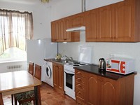 2-комнатные апартаменты с кухней-столовой в гостинице «Московский дворик», Евпатория, фото 4