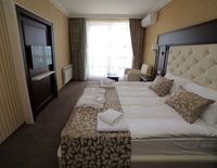 Номер «Семейный Люкс», отель «Ribera Resort & SPA» в Евпатории