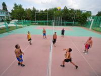 Волейбольная и баскетбольная площадка в пансионате «Солнечный», Николаевка, Крым
