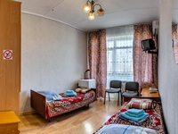 2-местный 1-комнатный номер с кондиционером в главном корпусе санатория «Орленок», Евпатория, фото 1