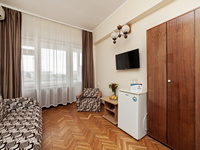 2-комнатный номер «Комфорт семейный» в 9-этажном корпусе №4, санаторий «Таврия», Евпатория, фото 2